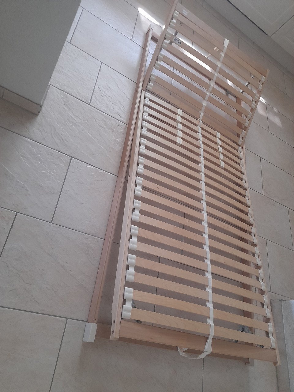 Verstelbare Lattenbodem 90 x 200 (in goede nette staat )