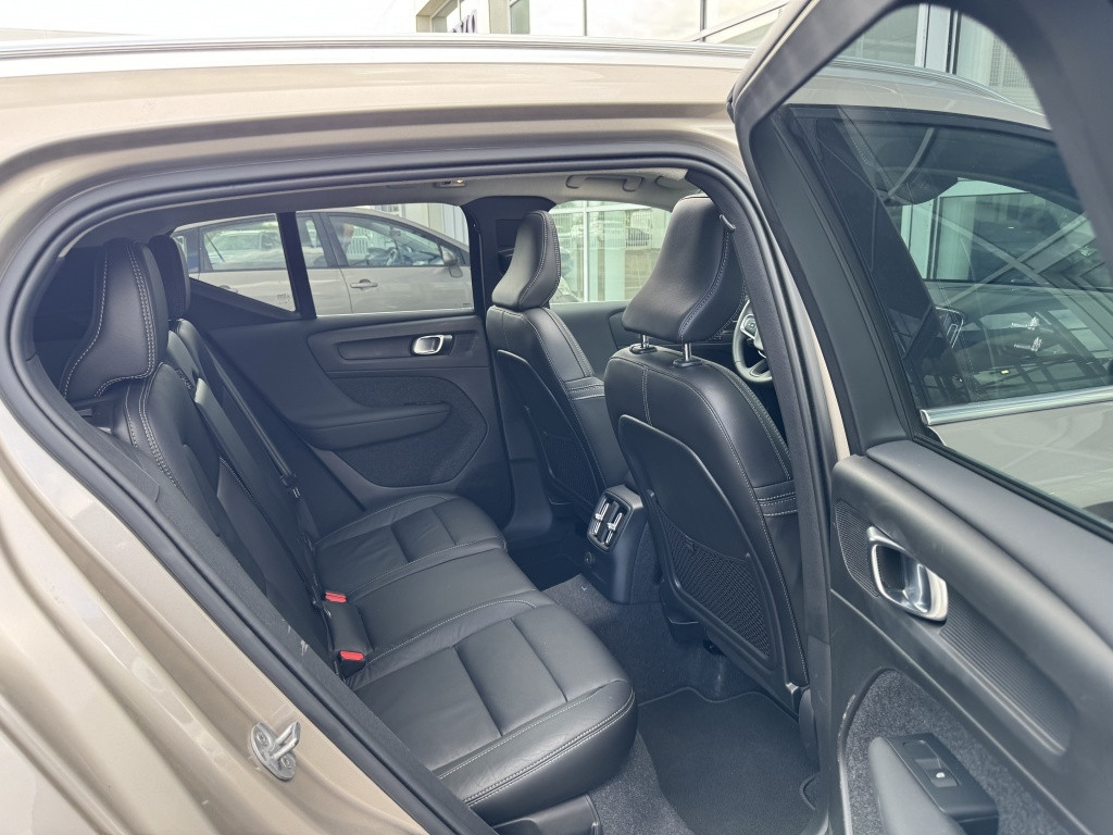 Volvo XC40 t5 262pk recharge ultimate bright| panodak| adap.cruise| leder|
