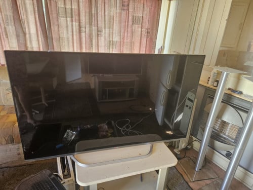 TV LG 55INCH SMART TV