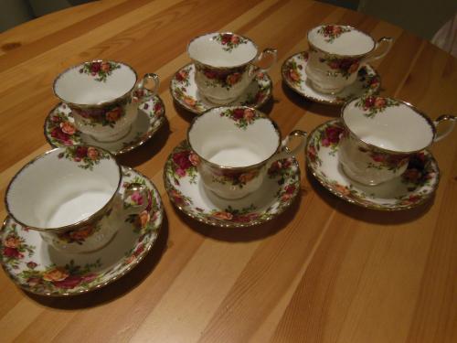 Theekop- en schotels Royal Albert