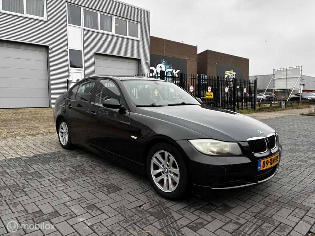 BMW 3-serie 318d High Executive km283.381 Nap BJ2007