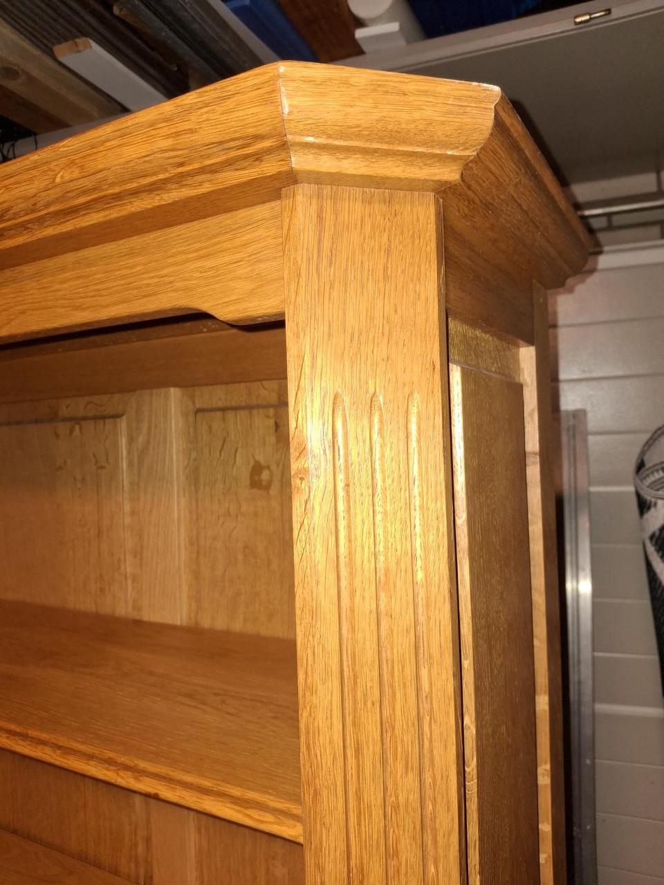 Massief eiken boekenkast