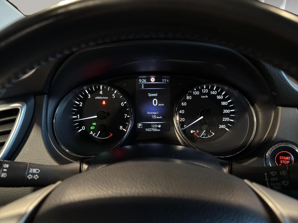 Nissan Qashqai 1.2 connect edition automaat | camera | panoramadak | navi |