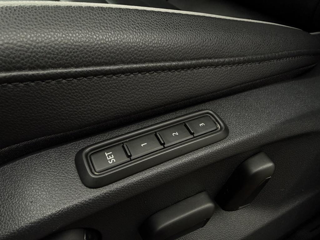 Volkswagen Tiguan 1.5 tsi life - zeer goed uitgerust - dealeronderhouden -