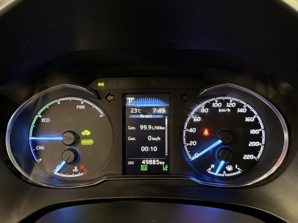 Toyota Yaris 1.5 hybrid skyblue edition