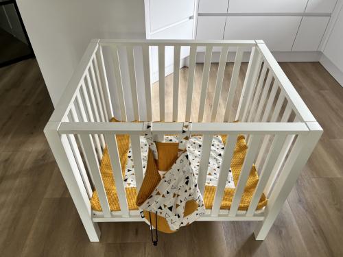 Complete set: Europe Baby Casper II Box (Mat Wit) + Matras + Kleed & Zak