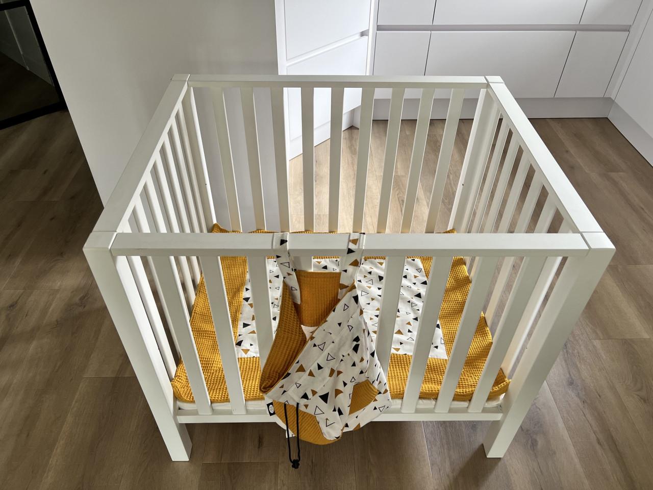 Complete set: Europe Baby Casper II Box (Mat Wit) + Matras + Kleed & Zak