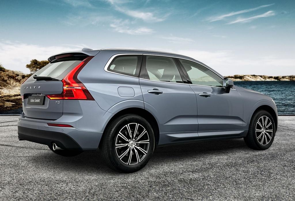 Volvo XC60 t5 253pk momentum| adap.cruise| leder| trekhaak| stoel.verw|
