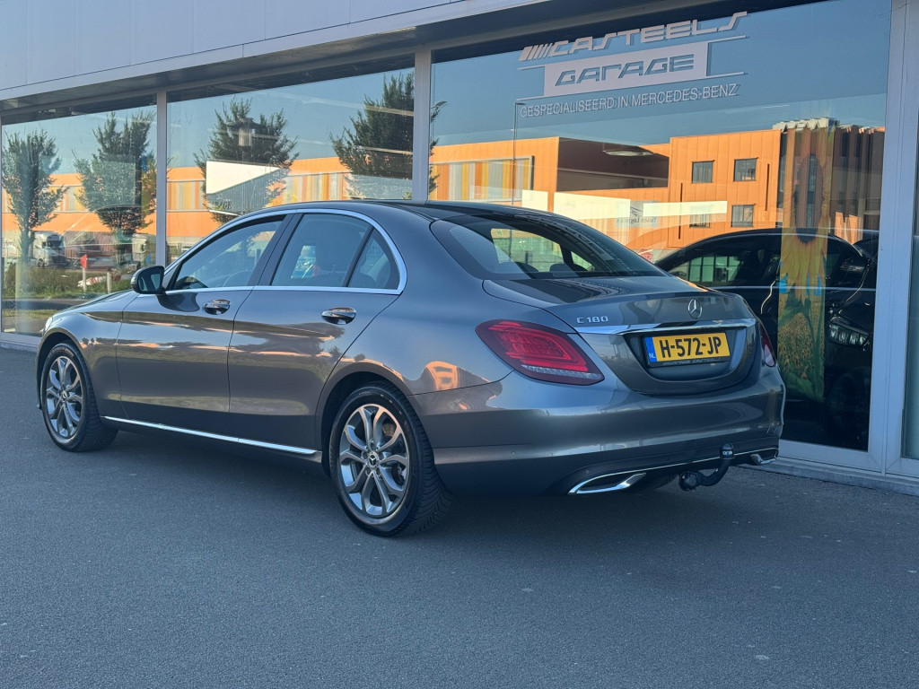 Mercedes-Benz C-Klasse 180 avantgarde automaat . trekhaak . apple-carplay