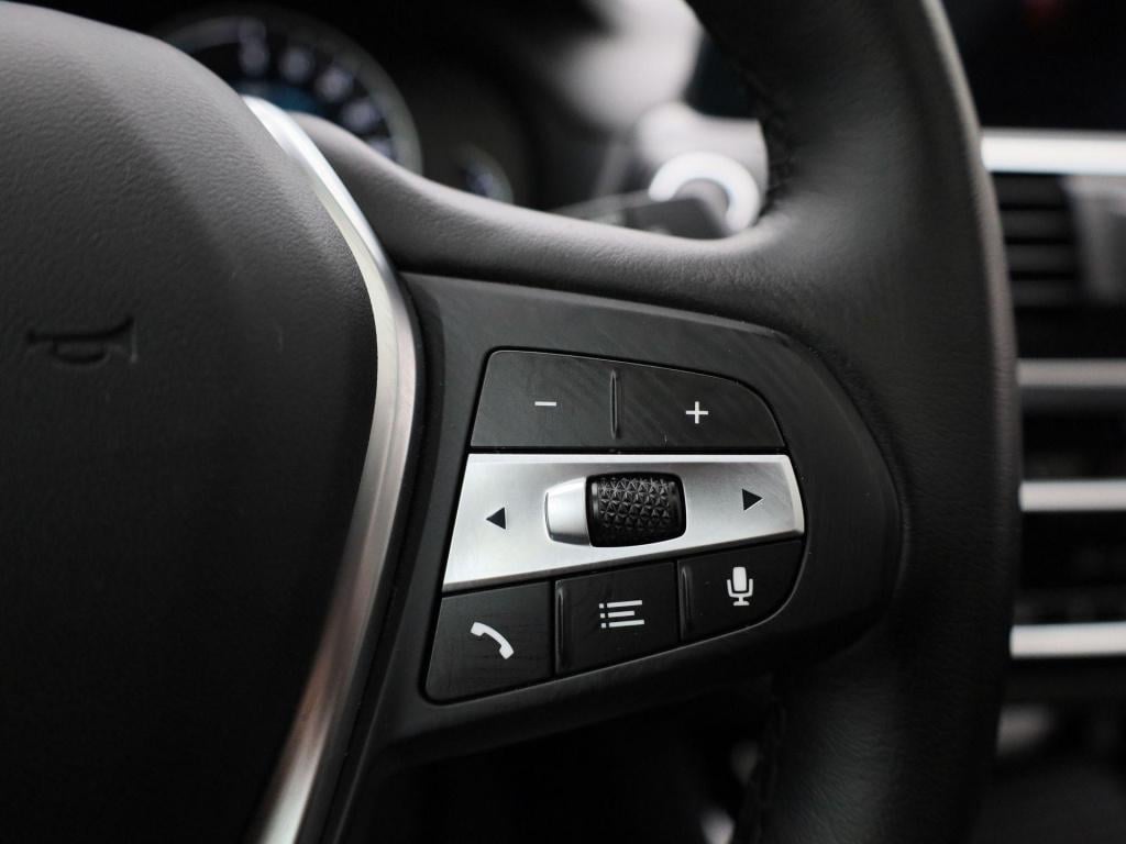 BMW X3 xdrive30e (135 kw) | automaat | panoramadak | trekhaak 2.000 kg | st