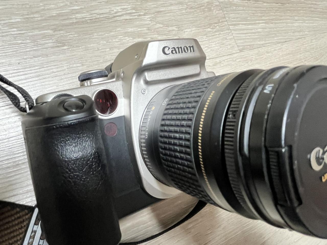 Analoge Spiegelreflex Canon EOS 50E (incl lens)