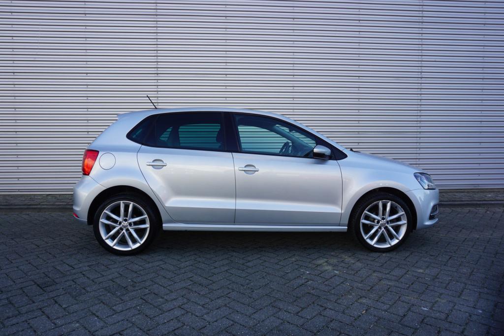 Volkswagen Polo 1.2 tsi highline climate / cruise / bt / parkeers. / elektr