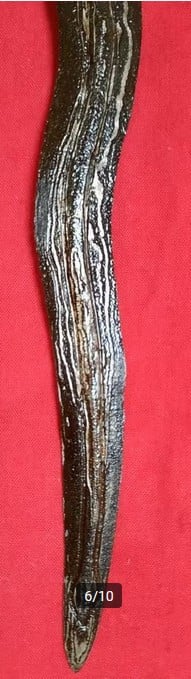 Naga Sasra kris