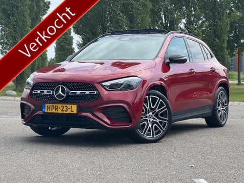 Mercedes-Benz Gla-klasse 180 business solution amg l premium plus l panoram