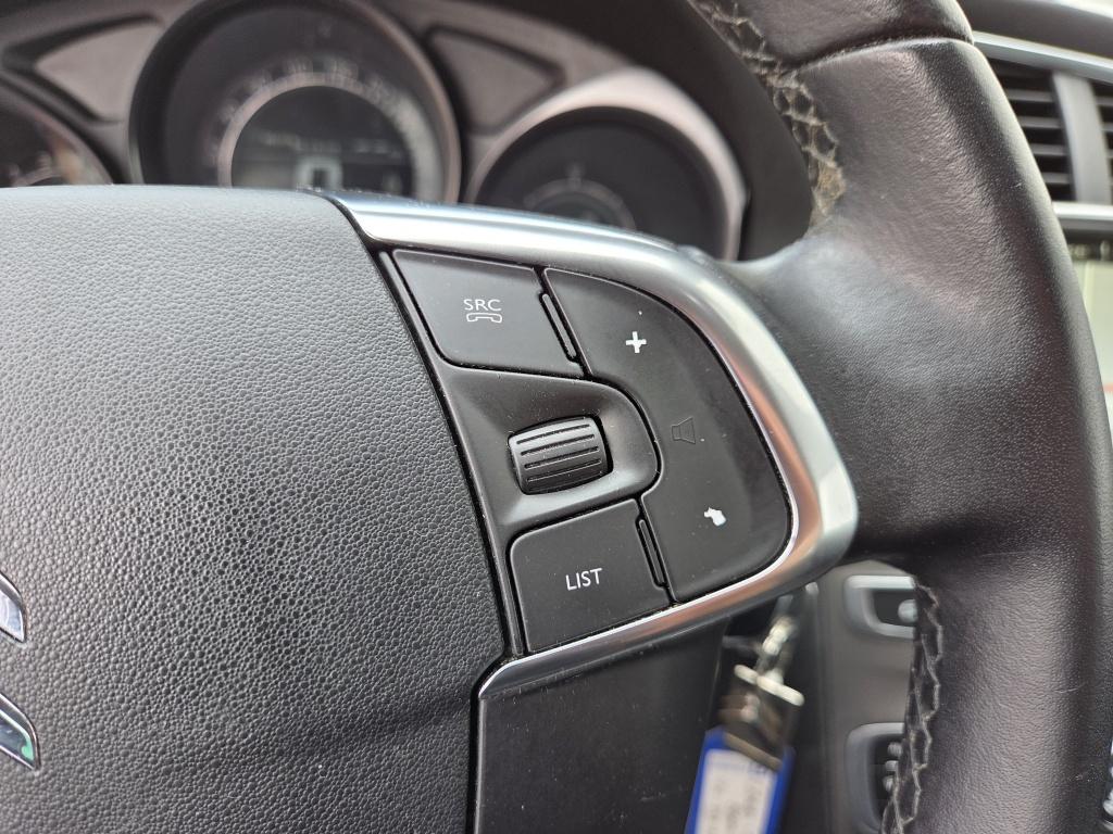 Citroen C4 1.2 130 pk collection automaat | navi | parkeersensoren