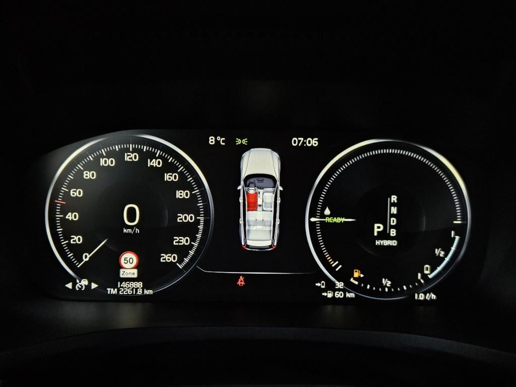 Volvo V60 2.0 t8 twin engine awd inscription | pano | elek. trekhaak