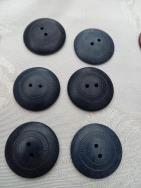 Set van 6 originele zwarte vintage knopen 35 mm x 7 mm