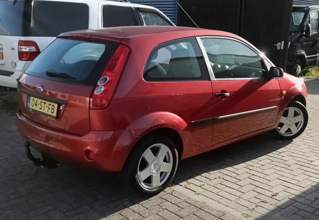 Ford Fiesta 2006 / 80.000KM