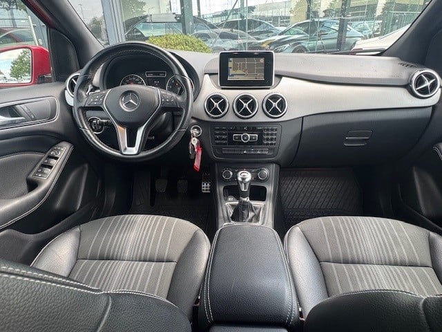 Mercedes-Benz B-Klasse 180 ambition | spiegelpakket | nightpakket | zitcomf