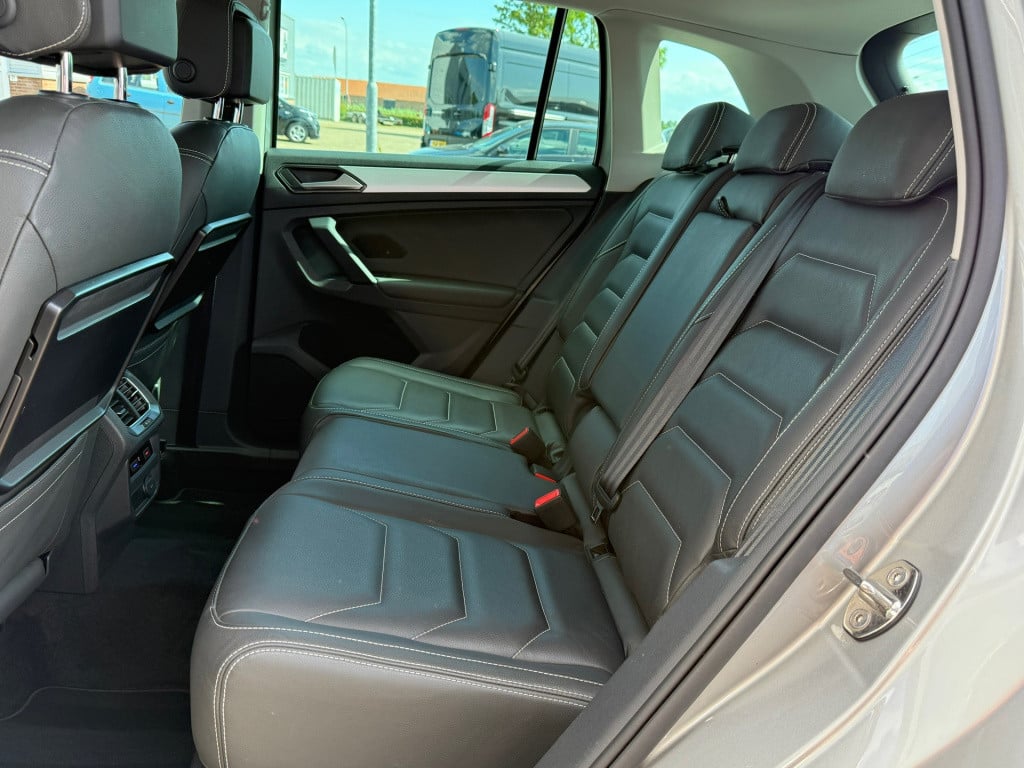 Volkswagen Tiguan 1.4 tsi act connected series dsg