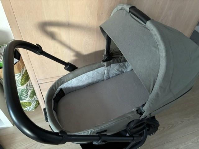 Easywalker Harvey 3 Sage Green combiwagen kinderwagen / buggy groen