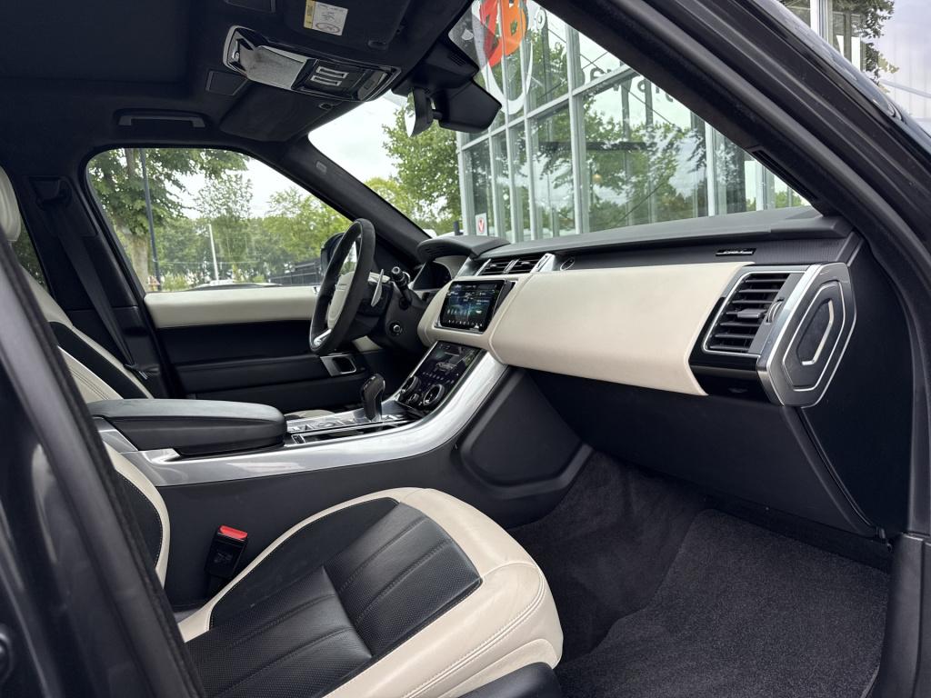 Land Rover Range Rover p400 hst | 23'' | pano | stoelvent. | trekhaak | two