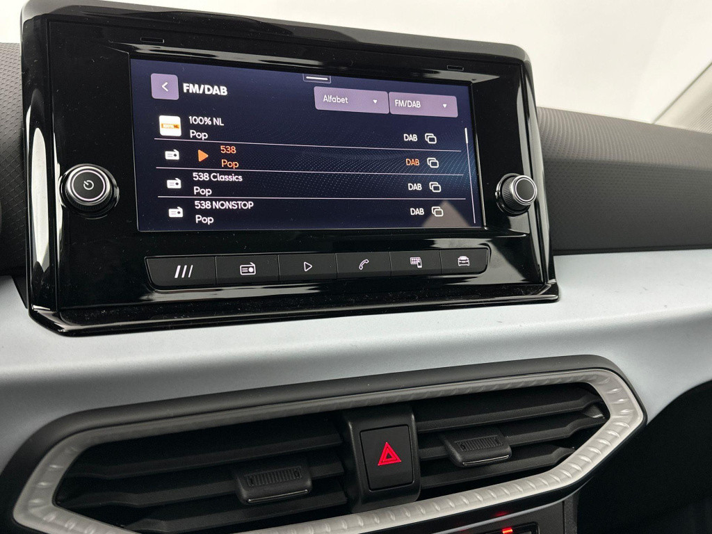 Seat Arona style 1.0 70 kw / 95 pk ecotsi suv 5 versn. hand