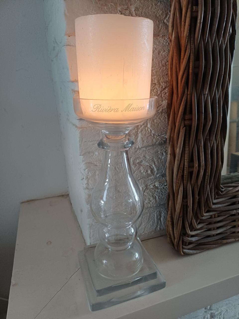 2 glazen Rivièra Maison kandelaars met GRATIS een (RM) mini stolp!