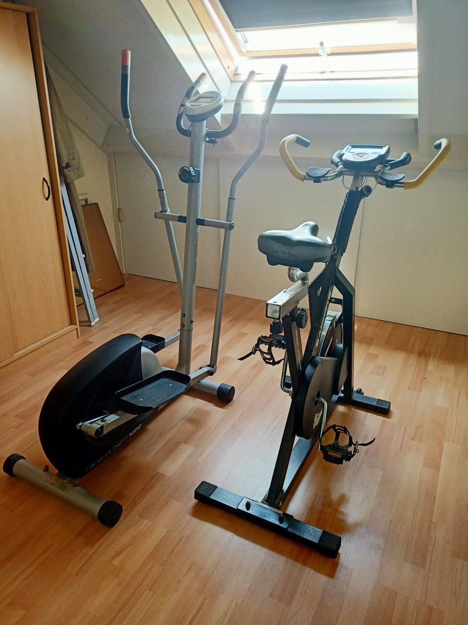 Hometrainer en crosstrainer