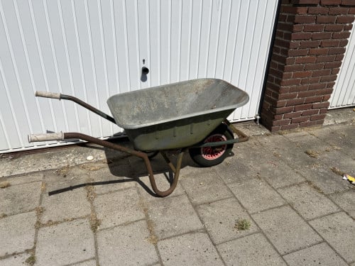 Oersterk FORT Kruiwagen met zgan. Luchtband nauwelijks gebruikt