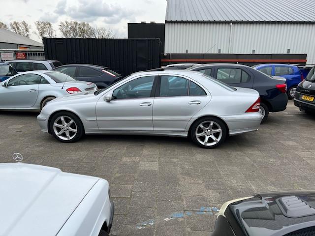 Mercedes C230 V6 elegance/sport
