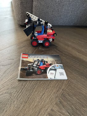 Lego Technic: Mini graver 42116