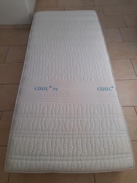 Norma matras 90 x 200 x 23 cm dik (in goede nette staat)