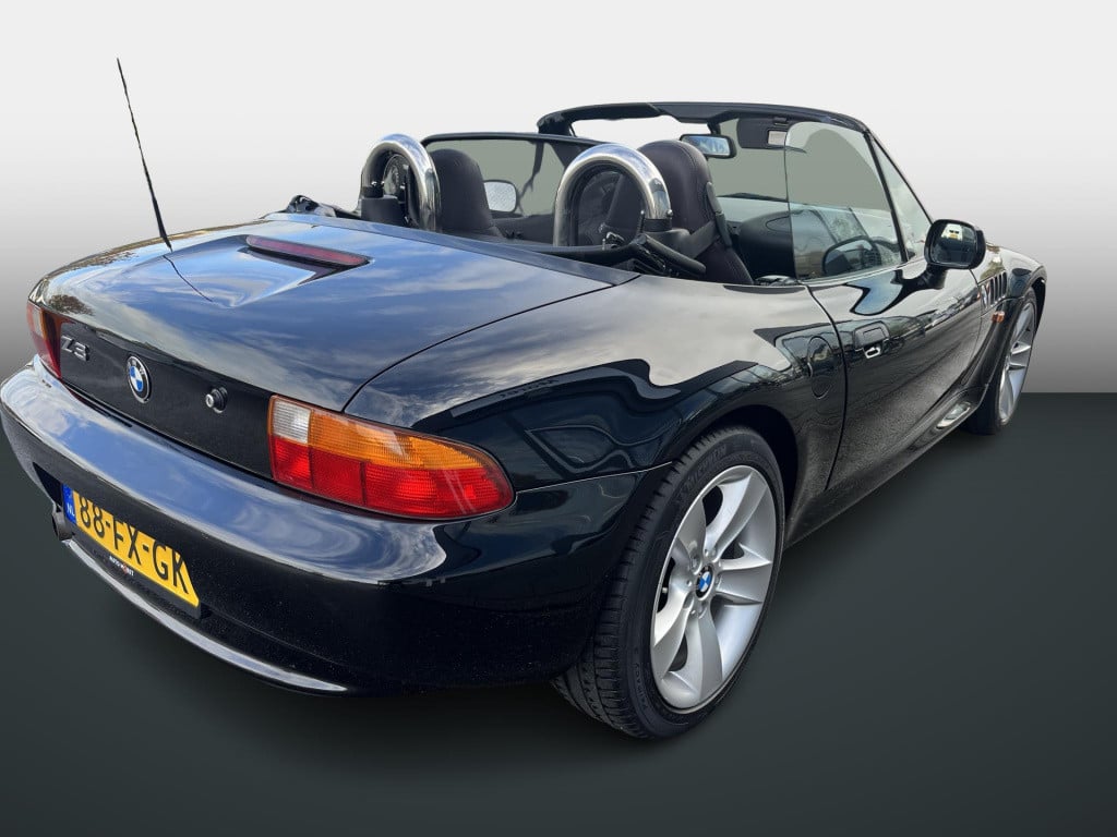 BMW Z3 roadster 1.9 wide body