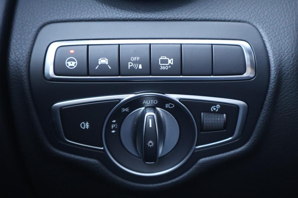 Mercedes-Benz Glc 300 4matic l amg line l 245 pk l panoramadak l burmester 