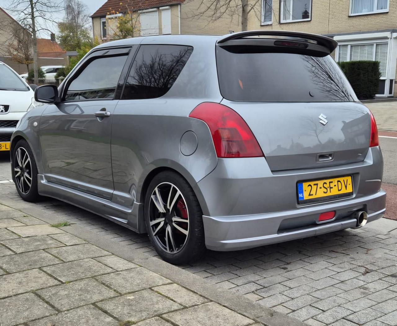 Suzuki swift (zie omschrijving)