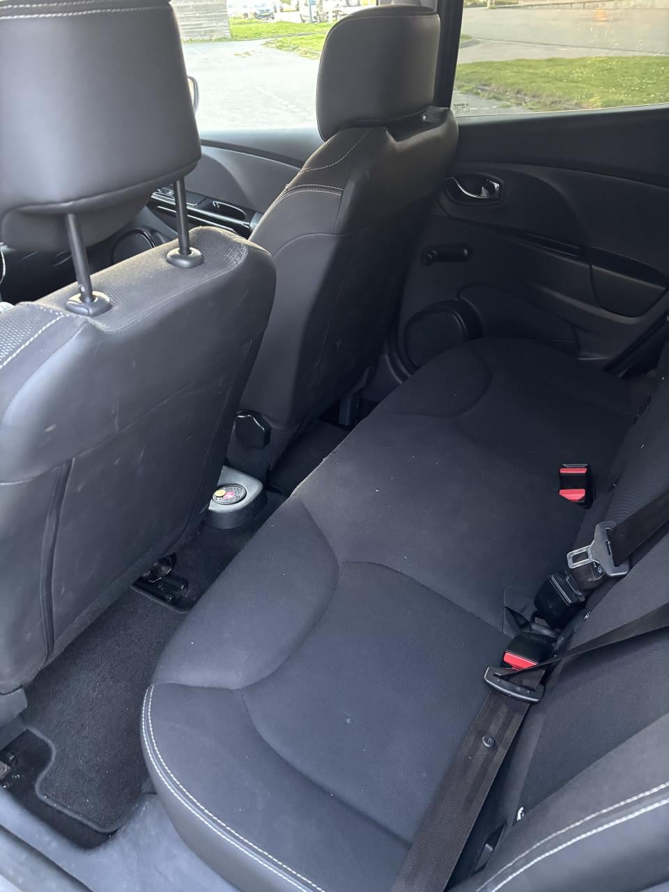 Renault Clio 0.9 TCE 66KW 5-DRS 2013 Grijs | NAP | NIEUWE APK!