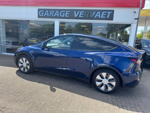 Tesla Model Y rwd 58 kwh