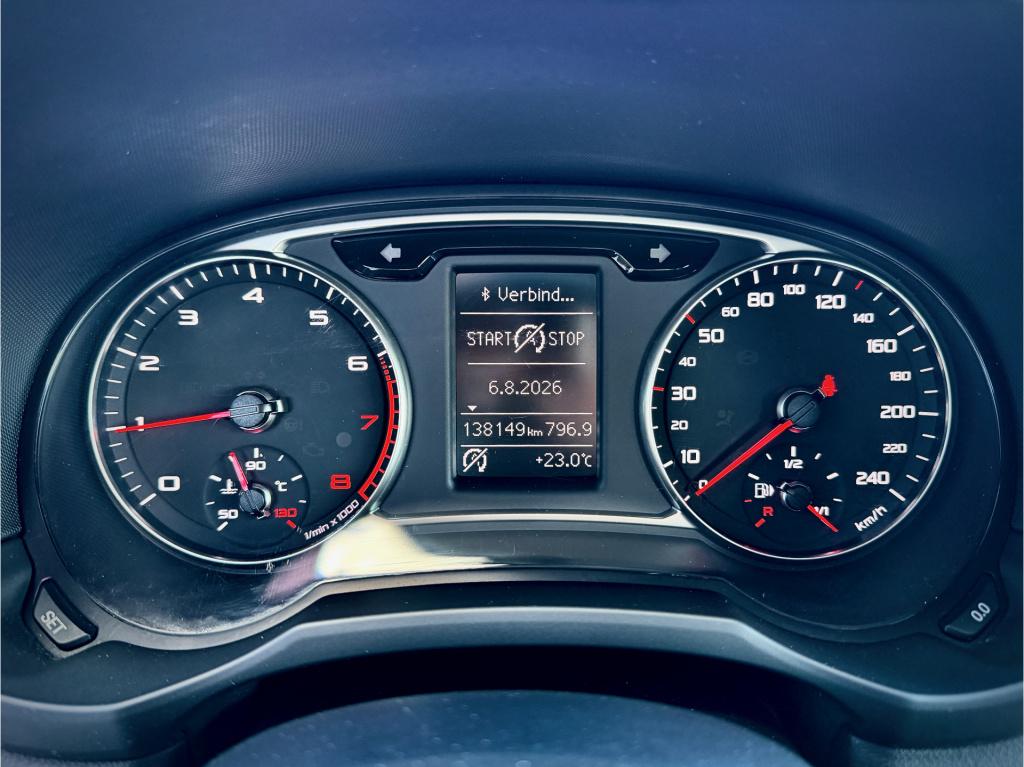 Audi A1 Sportback s-line navi ecc cruise 1.0 tfsi