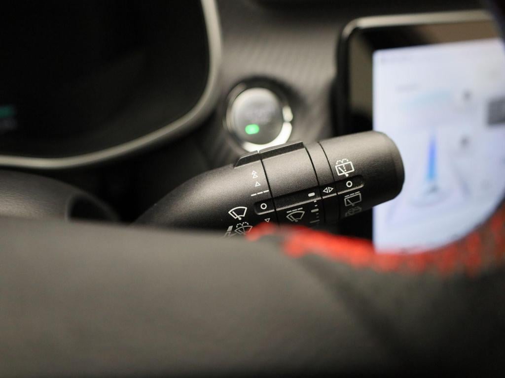 MG ZS standard range 51 kwh comfort