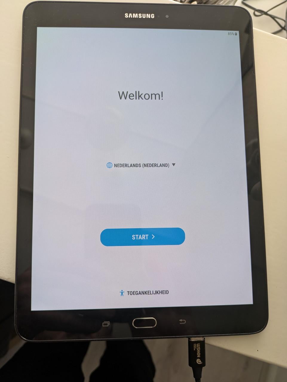 Samsung galaxy tab S2 - SM T813 en een oppo telefoon A 52