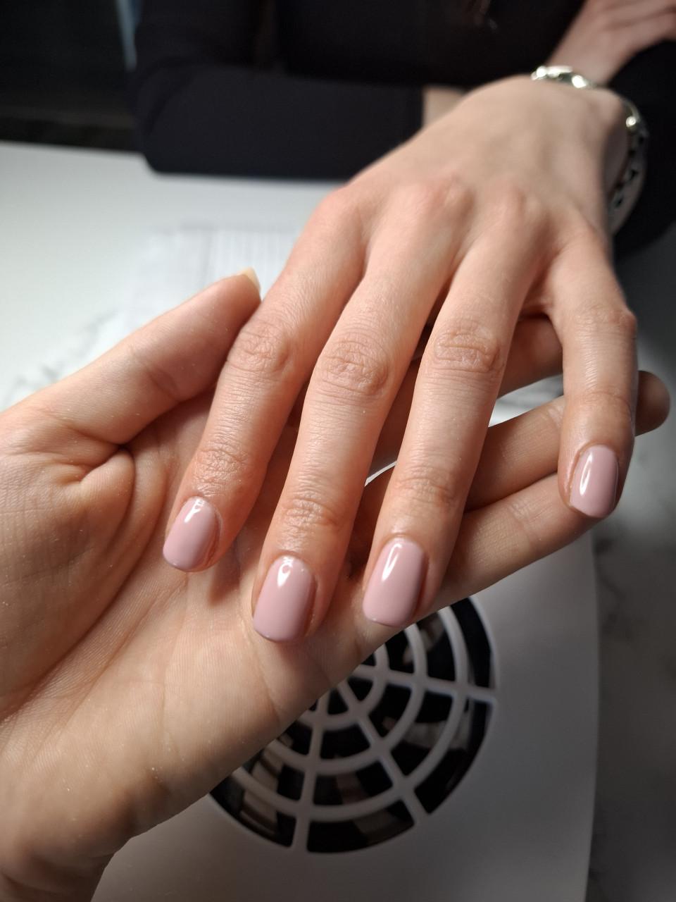 Mooie en verzorgde nagels.