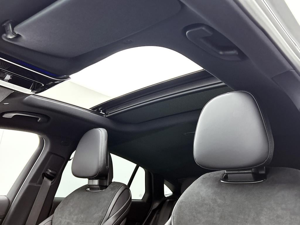 Mercedes-Benz Glc coupé 300 e 4matic sport edition | premium plus | winterp