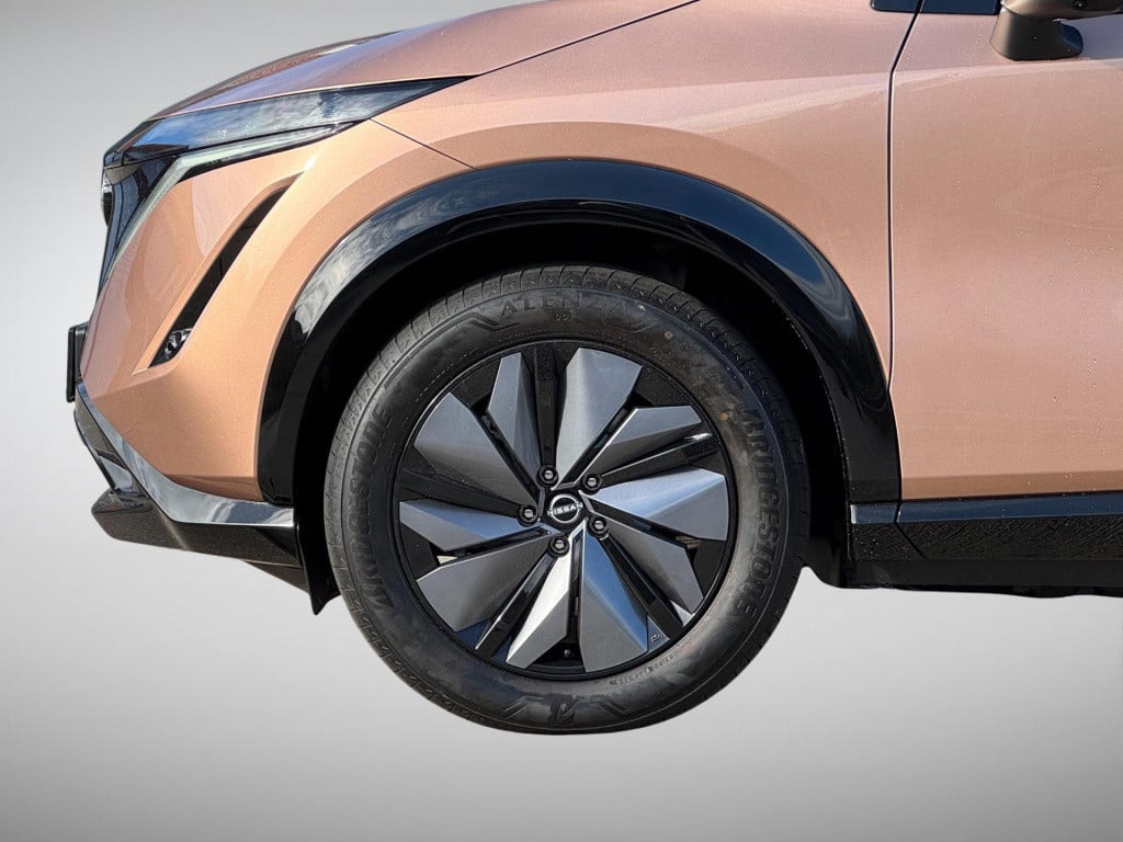 Nissan Ariya advantage edition 66 kwh vision pack + panoramadak