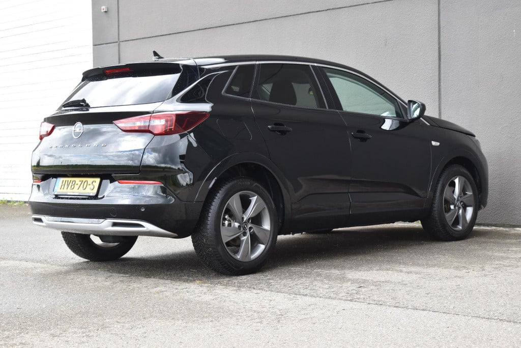 Opel Grandland 1.2 turbo business elegance