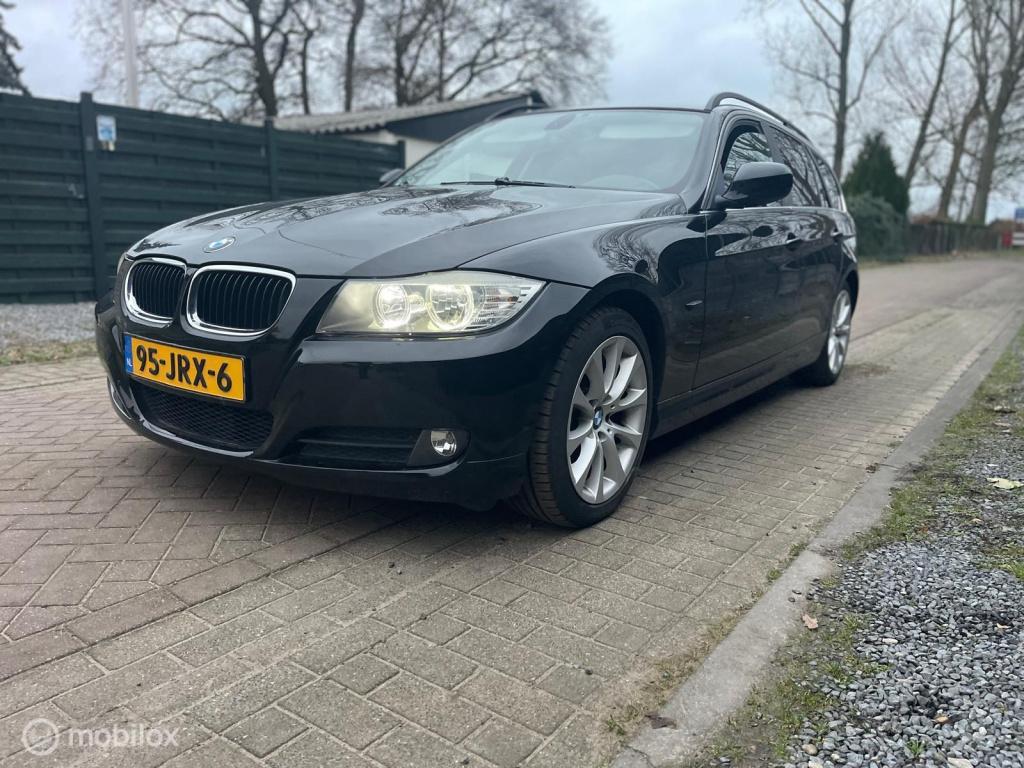 BMW 3-serie touring 318i business line
