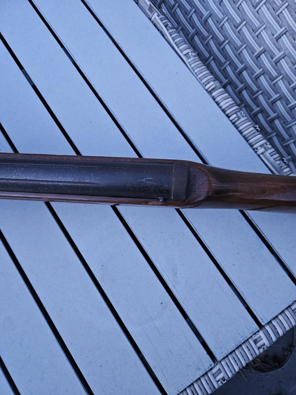 Mooie nog werkende goede oude luchtbuks...