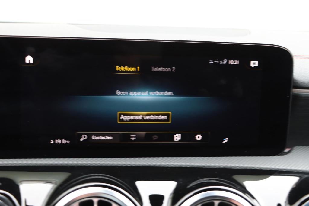 Mercedes-Benz Cla 200 amg line 163pk