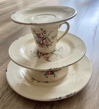 Etagere