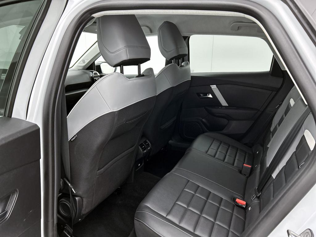 Citroen C4 1.2 145 pk hybride max | rijklaar | comfort seats | camera achte